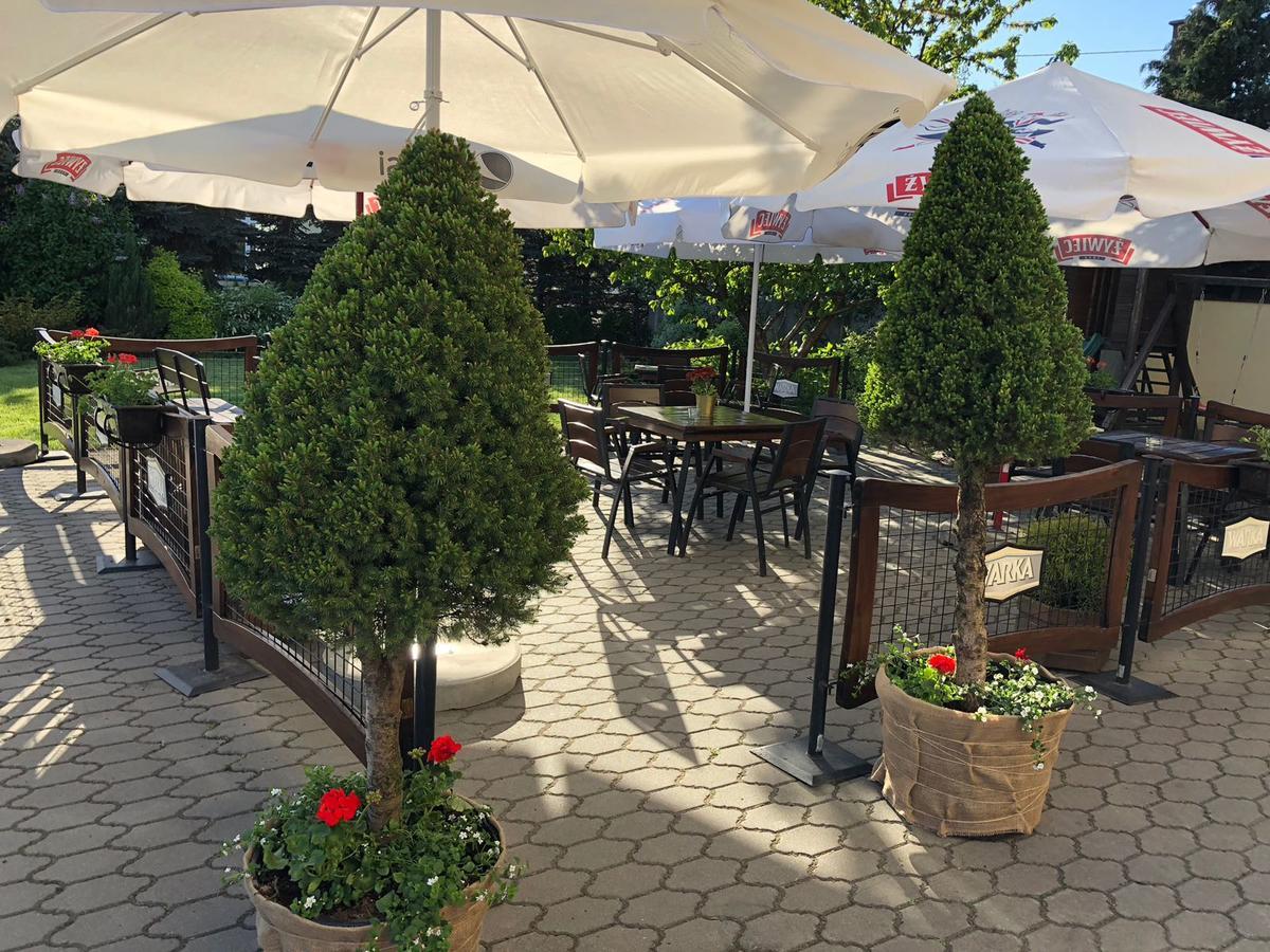 Hotel Bialy Kruk Starogard Gdański Exteriér fotografie
